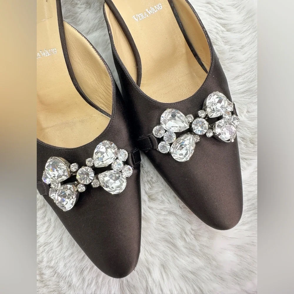 Vintage Vera Wang Satin Kitten‎ heels crystal embellished 8.5 M Brown